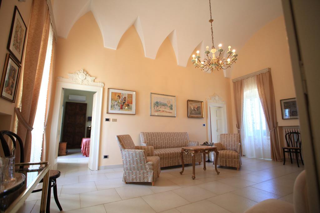 Masseria Pittore Savelletri Δωμάτιο φωτογραφία